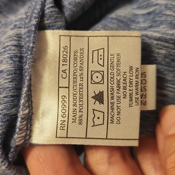 Antigua NHL Montreal Canadiens Men's Long Sleeve Quarter Zip Pullover - Picture 7 of 8